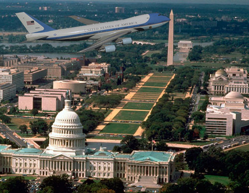 Air Force One flying over the US Capitol